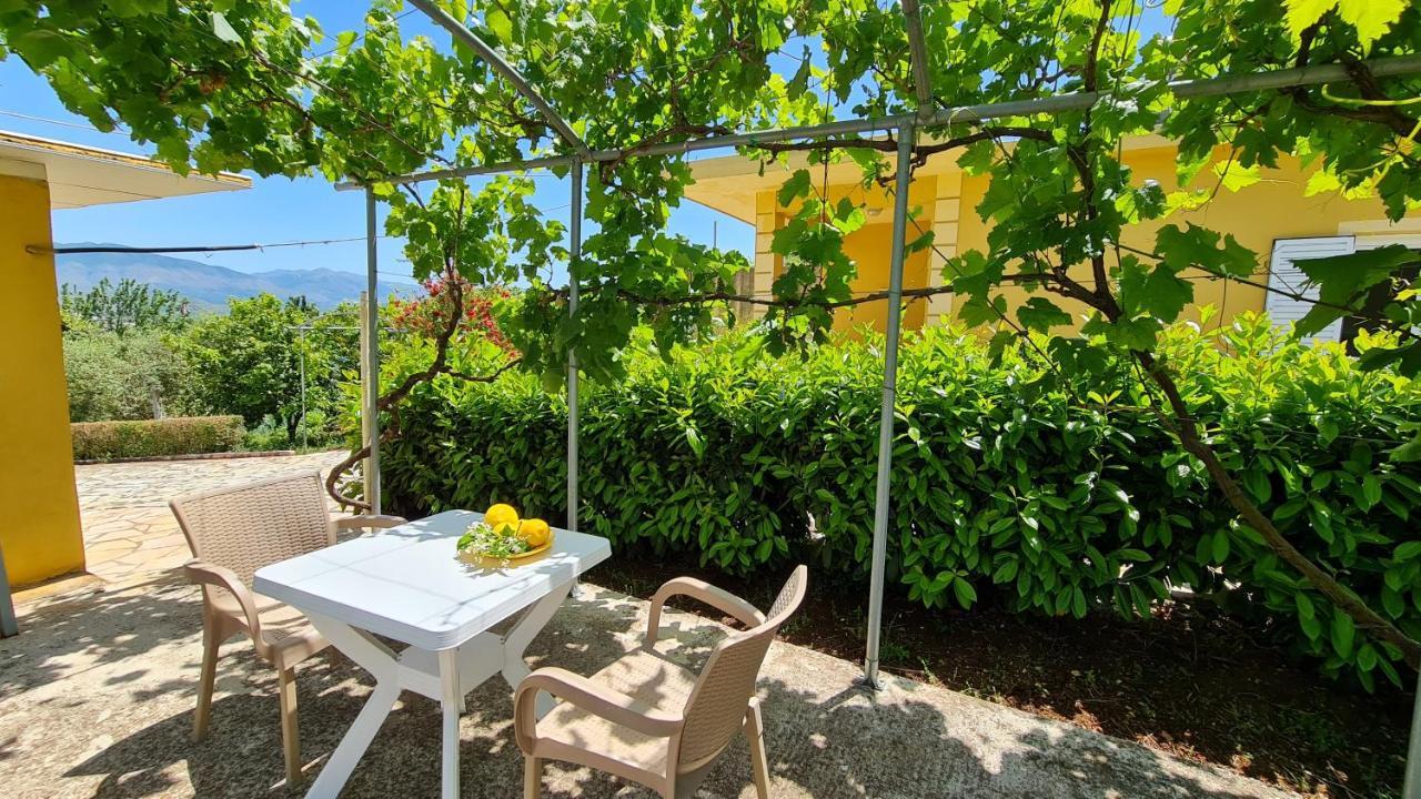 Village Next To The Sea Holiday home Sarande